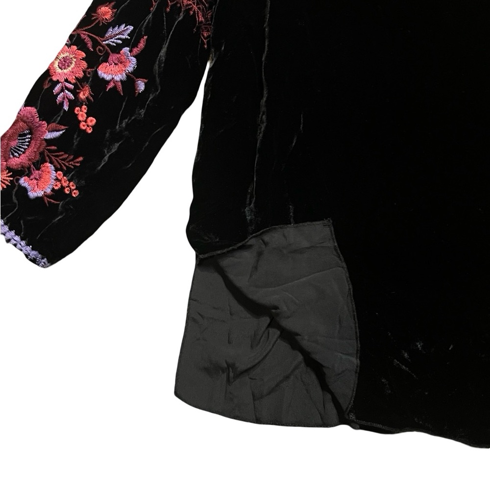 Johnny Was Velvet Embroidered Top XS – Black Floral Boho Blouse - Picture 8 of 8